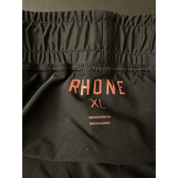 RHONE Men's Black Athletic Unlined Shorts Size XL Stretch Pockets Run Gym - Picture 3 of 8